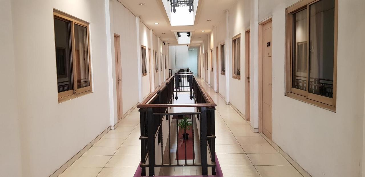 Hotel Dequr Jakarta Kota Extérieur photo